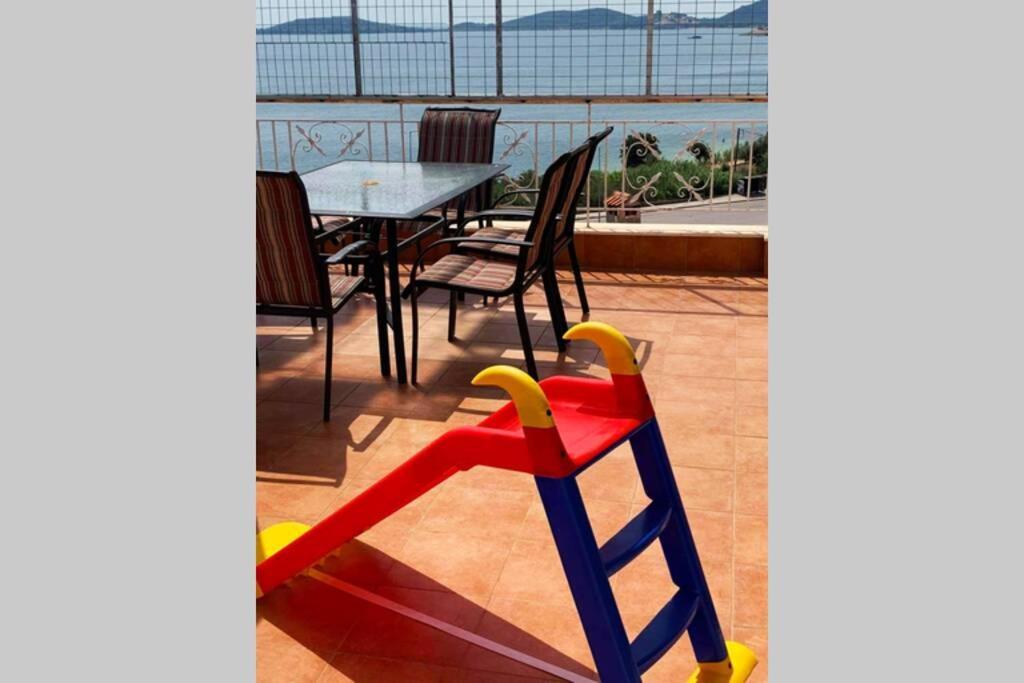 Port View House-Comfy Family Apartment-Panoramic View Néa Péramos Εξωτερικό φωτογραφία